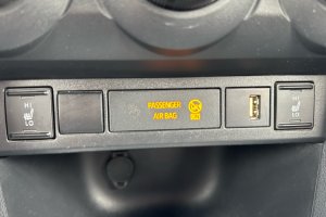 TOYOTA YARIS CROSS 1.5 PETROL 125 CHIC 4X2 - 2022год / 67833km 19