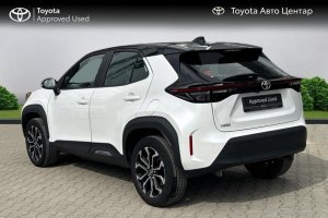 TOYOTA YARIS CROSS 1.5 PETROL 125 CHIC 4X2 - 2022год / 67833km 7