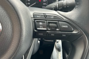 TOYOTA YARIS 1.5 HYBRID CHIC - 2023год / 20901km 19