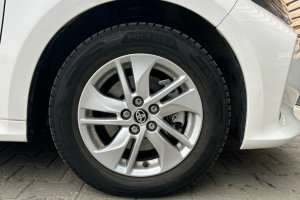 TOYOTA YARIS 1.5 HYBRID CHIC - 2023год / 20901km 22