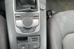 AUDI A3 1.0T PETROL - год / 158800km 18