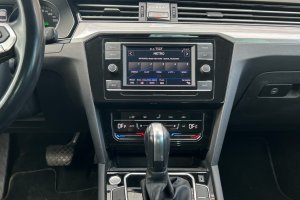 VOLKSWAGEN PASSAT 1.5 TSI PETROL - 2021год / 136372km 15