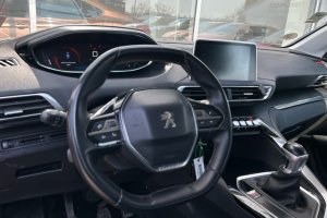 PEUGEOT 3008 1.2T PETROL - 2017год / 139538km 12