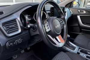 KIA CEED 1.5T PETROL - 2021год / 83816km 12