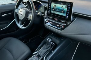 TOYOTA COROLLA 1.8 HYBRID EXECUTIVE CVT - 2021год / 17800km 9