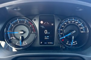 TOYOTA HILUX DC 2.8D Mild Hybrid AT Invincible - 2025год / 10700km 14