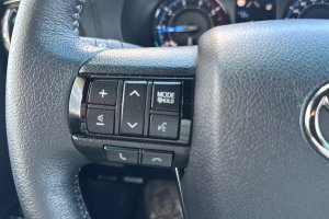 TOYOTA HILUX DC 2.8D Mild Hybrid AT Invincible - 2025год / 10700km 22