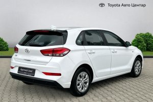 HYUNDAI I30 1.4 PETROL - 2023год / 79067km 5