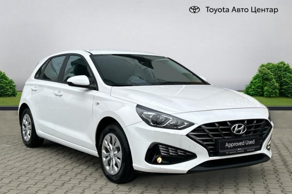 HYUNDAI I30 1.4 PETROL - 2023год / 79067km