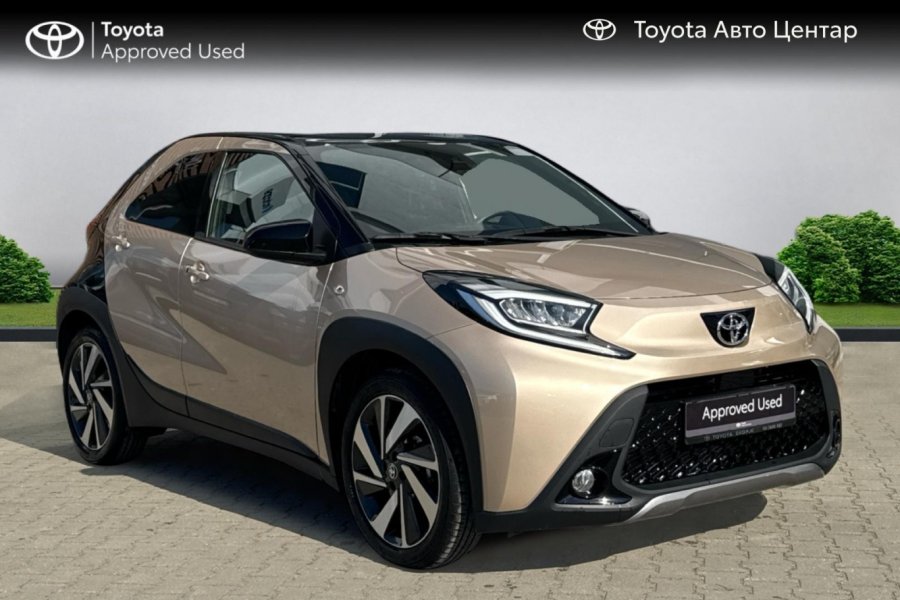 TOYOTA AYGO X 1.0 ENVY CVT - 2023год / 12300km