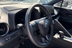 TOYOTA C-HR 1.8 HYBRID CLUB E-CVT - 2023год / 34293km 12