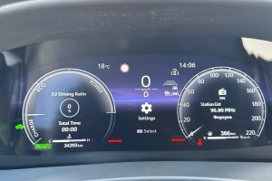 TOYOTA C-HR 1.8 HYBRID CLUB E-CVT - 2023год / 34293km 14
