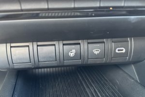 TOYOTA C-HR 1.8 HYBRID CLUB E-CVT - 2023год / 34293km 17