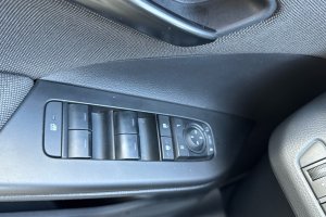 TOYOTA C-HR 1.8 HYBRID CLUB E-CVT - 2023год / 34293km 23