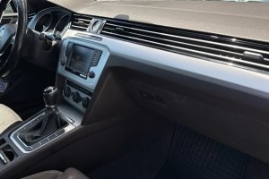 VOLKSWAGEN PASSAT 1.6 TDI DIESEL - 2015год / 192164km 9