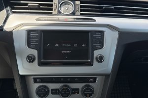 VOLKSWAGEN PASSAT 1.6 TDI DIESEL - 2015год / 192164km 18