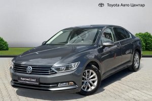 VOLKSWAGEN PASSAT 1.6 TDI DIESEL - 2015год / 192164km 2