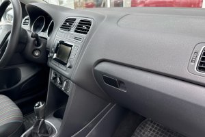 VOLKSWAGEN POLO 1.2 PETROL - 2014год / 37941km 9