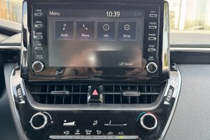 TOYOTA COROLLA 1.2T PETROL - 2021/2022год / 94476km 18