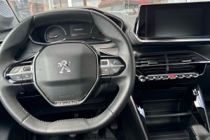 PEUGEOT 208 1.2 PETROL - 2021/2022год / 59508km 13