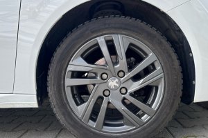 PEUGEOT 208 1.2 PETROL - 2021/2022год / 59508km 27