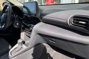 TOYOTA YARIS CROSS 1.5 HYBRID - 2025год / 4600km 9