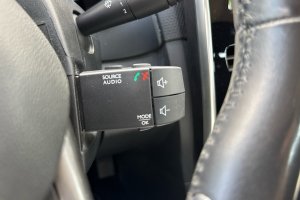 RENAULT CLIO 1.2 PETROL - 2016год / 52184km 23