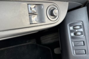 RENAULT CLIO 1.2 PETROL - 2016год / 52184km 24