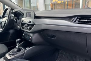 FORD FOCUS 1.5 PETROL - 2019год / 134809km 9