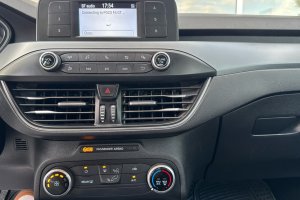FORD FOCUS 1.5 PETROL - 2019год / 134809km 17
