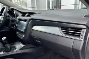 TOYOTA AVENSIS 1.6D EXECUTIVE DIESEL - 2016год / 171151km 9