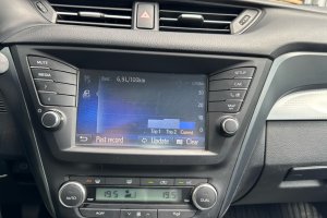 TOYOTA AVENSIS 1.6D EXECUTIVE DIESEL - 2016год / 171151km 18