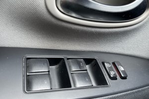 TOYOTA AVENSIS 1.6D EXECUTIVE DIESEL - 2016год / 171151km 19