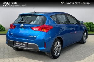 TOYOTA AURIS 1.8 HYBRID A/T - 2014год / 128800km 5