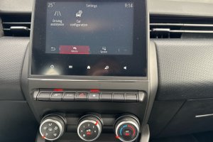 RENAULT CLIO 1.0TCE PETROL - 2020/2021год / 122661km 17