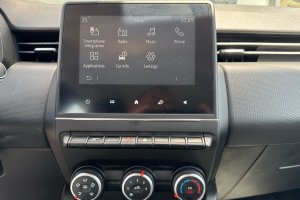 RENAULT CLIO 1.0TCE PETROL - 2020/2021год / 59385km 17