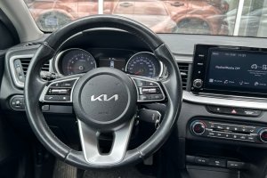 KIA CEED 1.0T PETROL SW - 2021год / 151996km 13