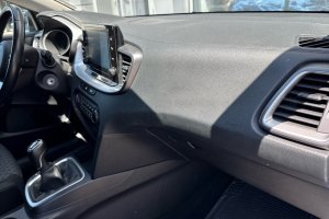 KIA CEED 1.0T PETROL - 2022год / 71397km 9