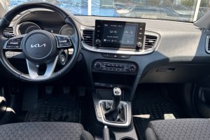 KIA CEED 1.0T PETROL - 2022год / 71397km 10