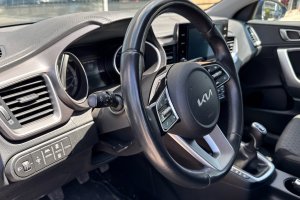 KIA CEED 1.0T PETROL - 2022год / 71397km 12