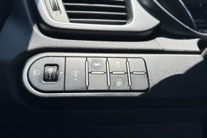 KIA CEED 1.0T PETROL - 2022год / 71397km 19