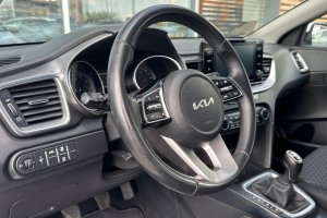 KIA CEED 1.0T PETROL SW - 2021год / 144915km 12