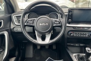 KIA CEED 1.0T PETROL SW - 2021год / 137045km 11