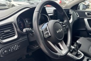 KIA CEED 1.0T PETROL SW - 2021год / 137045km 12