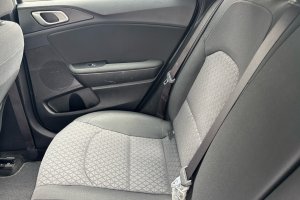 KIA CEED 1.0T PETROL SW - 2021год / 137045km 25