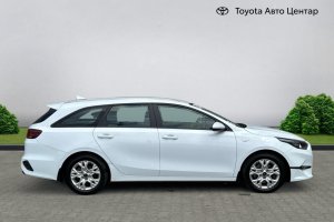 KIA CEED 1.0T PETROL SW - 2021год / 137045km 3