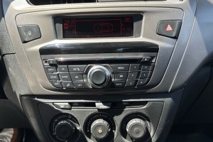PEUGEOT 301 1.5HDI DIESEL - 2019год / 122000km 16