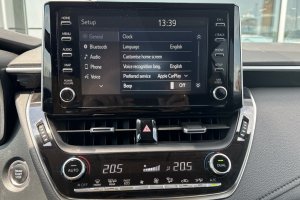 TOYOTA COROLLA 1.6 PETROL - 2019год / 59437km 19