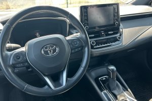 TOYOTA COROLLA TS 1.8 HYBRID - 2021год / 42868km 13