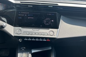 PEUGEOT 308 SW 1.2T PETROL - 2022год / 60486km 15